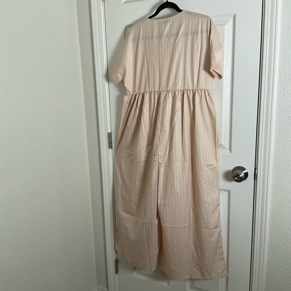 Miss Look wide-leg jumpsuit in a light pale yellow and beige, color size small - Picture 10 of 12